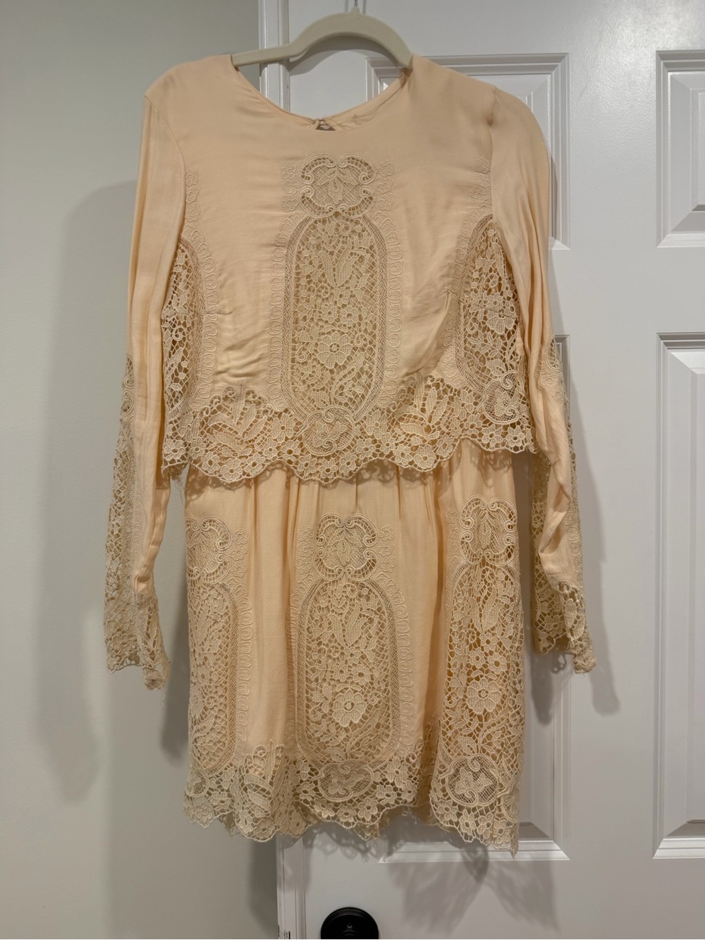 The Jetset Diaries Cream Lace Long-Sleeve Mini Dress